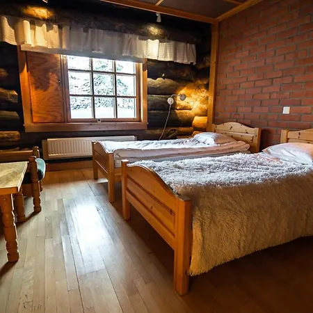Шале Saarikejo Huskylodge