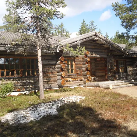 Chalet Saarikejo Huskylodge