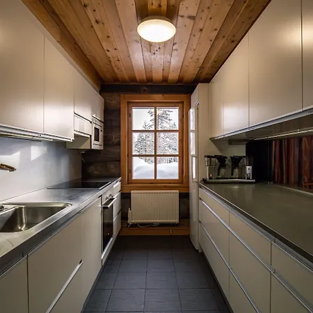 Chalet Saarikejo Huskylodge
